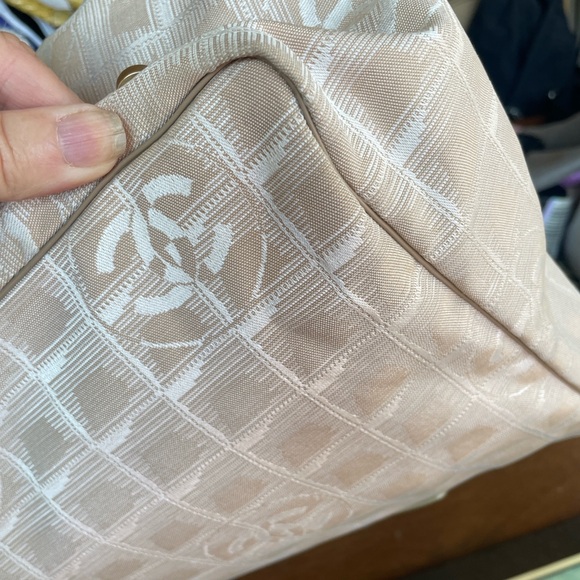 Beautiful Chanel nylon and leather tote bag - Picture 7 of 11